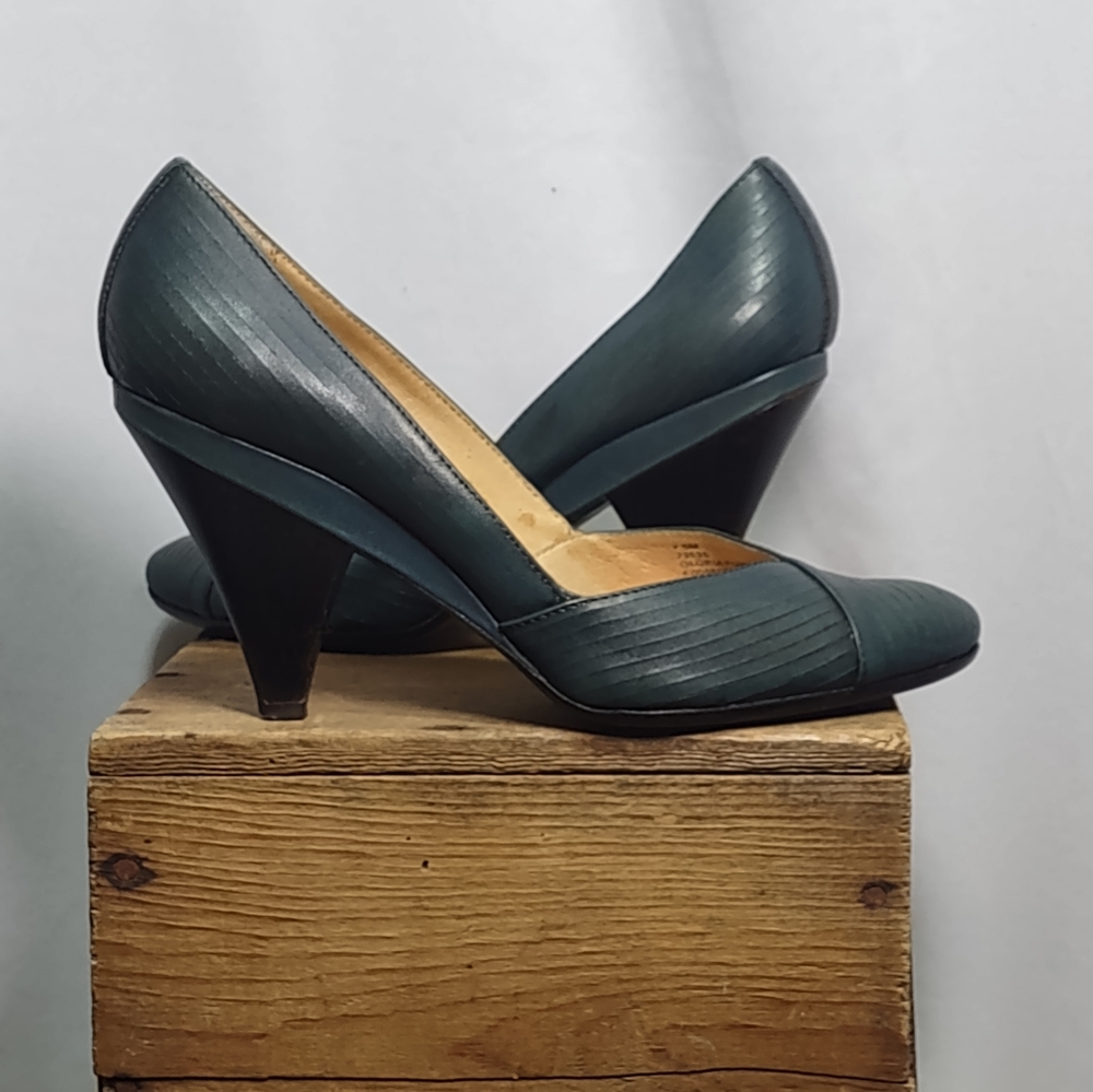 Frye 7.5 mid high heel